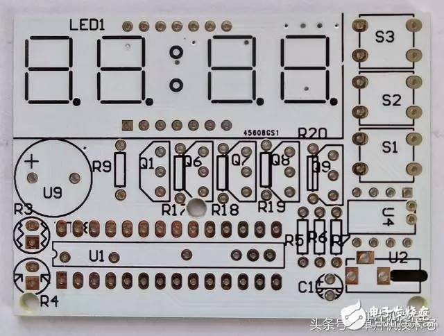  用單片機(jī)如何制作一款電子時(shí)鐘