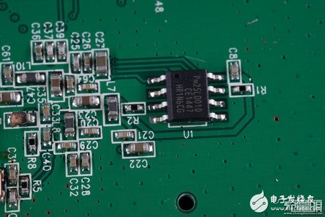 MOMAX專業版ONLINK讀卡器CU1S拆解